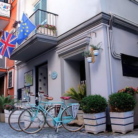B&B Darsena Pozzuoli Luaran gambar