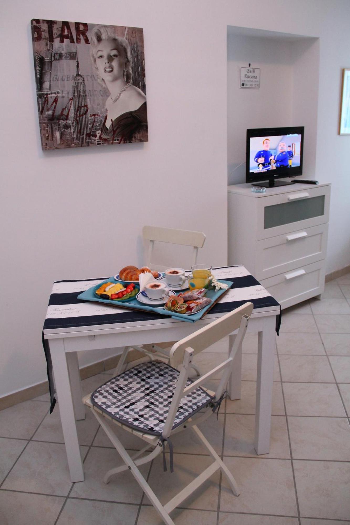 B&B Darsena Pozzuoli Luaran gambar