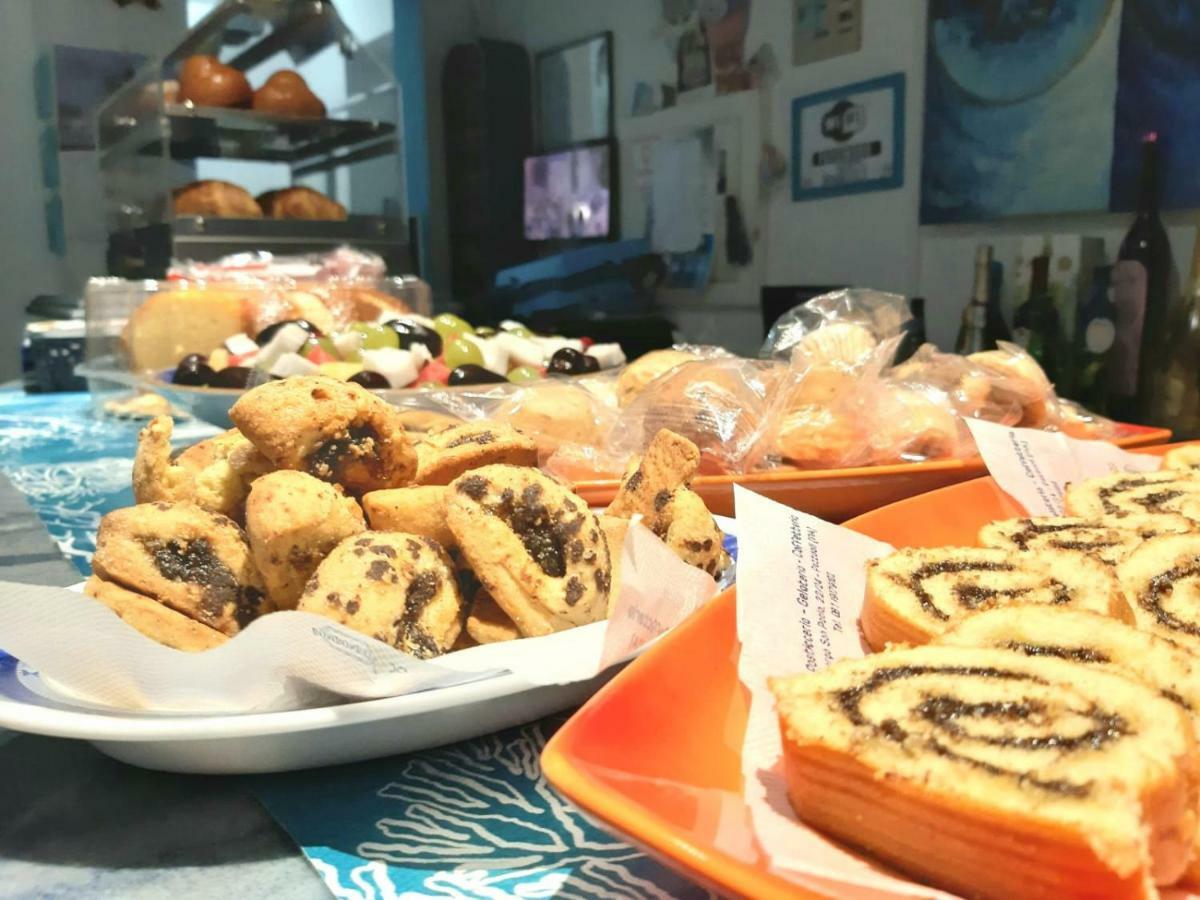 B&B Darsena Pozzuoli Luaran gambar
