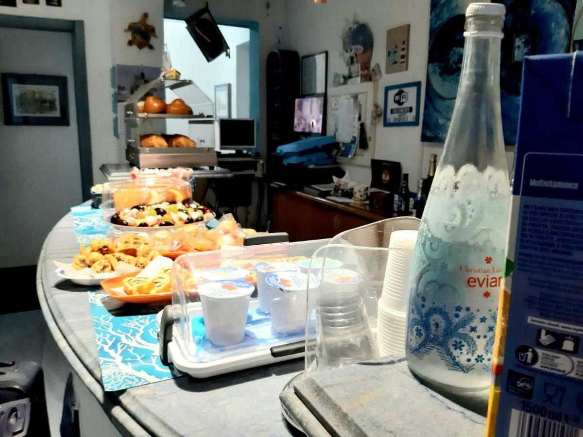 B&B Darsena Pozzuoli Luaran gambar